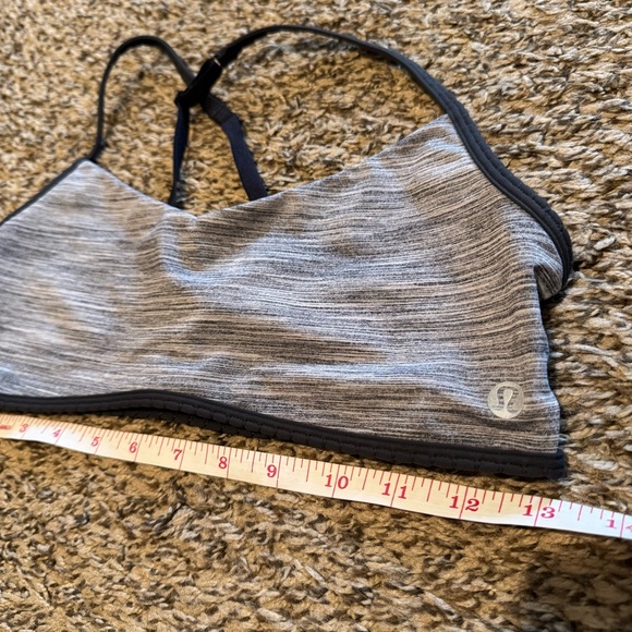 Lululemon size 8 Hot Spell Lattice Bra Grey and Black - Picture 9 of 9